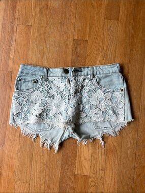 Reverse Light Blue Denim Shorts with White Lace Trim
